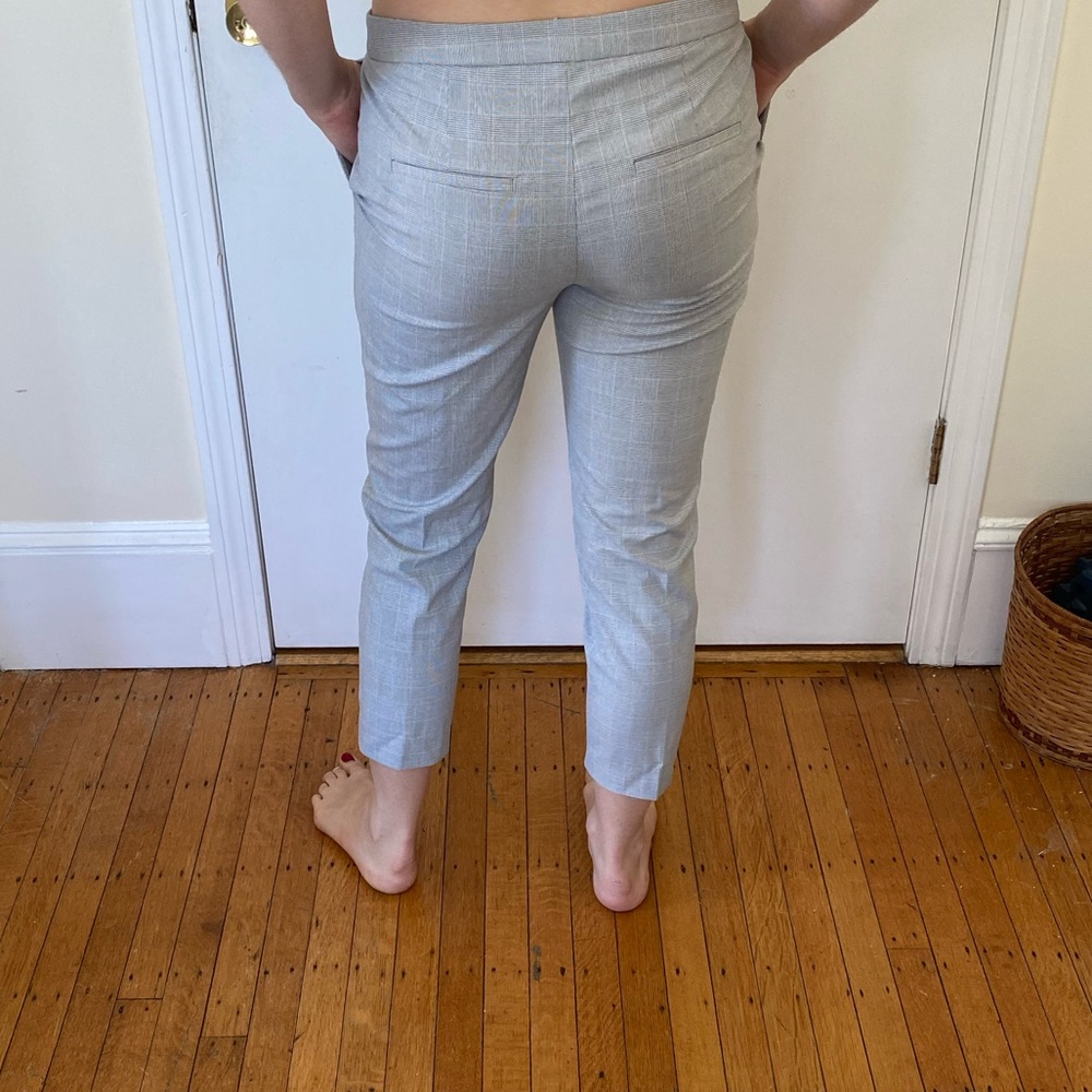 Grey suit - Picture 3 of 6